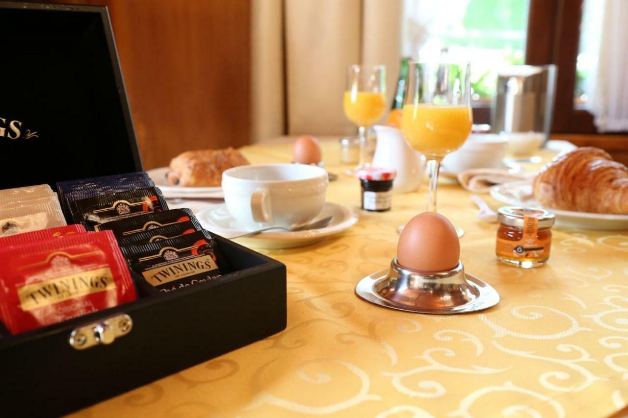 Le Robinson Bed & Breakfast Mezieres-sur-Oise Eksteriør bilde